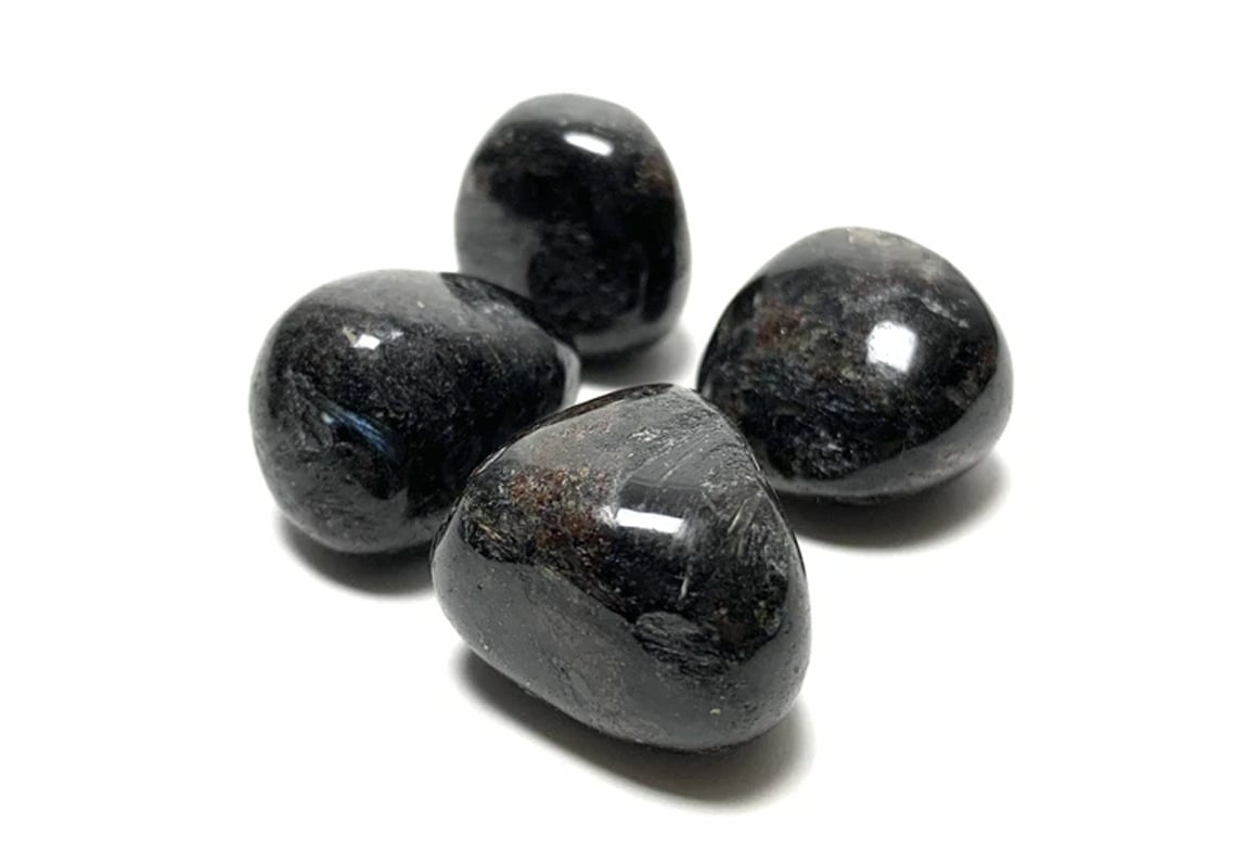 Different types of black crystals  Crystal identification, Crystal healing  stones, Crystals