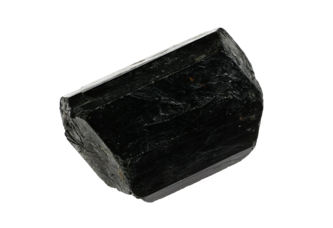 https://www.thepearlsource.com/blog/wp-content/uploads/2021/12/schorl-tourmaline-black-crystals.jpg