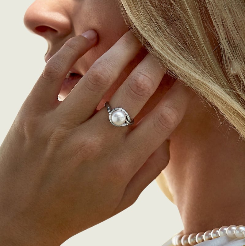 Pearl Diamond Cocktail Ring – Happy Jewelers