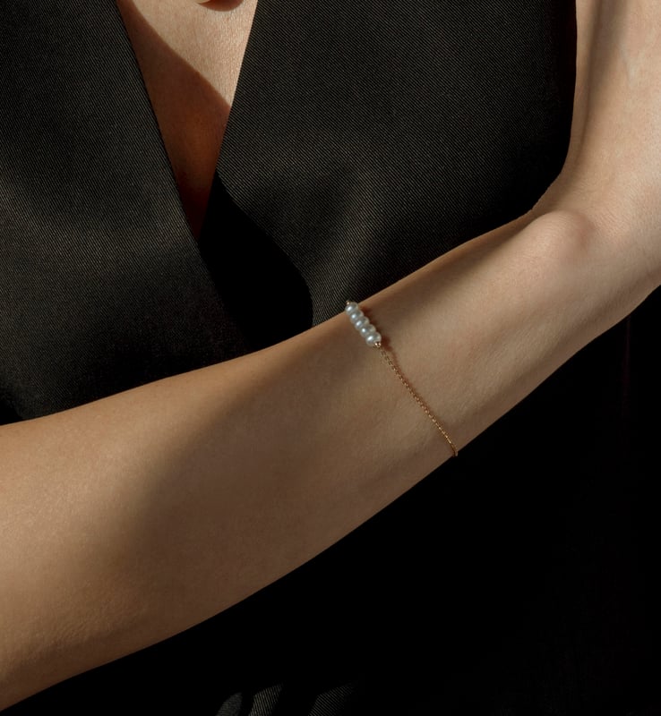 14K Gold Freshwater Pearl Addie Bracelet - Model Image