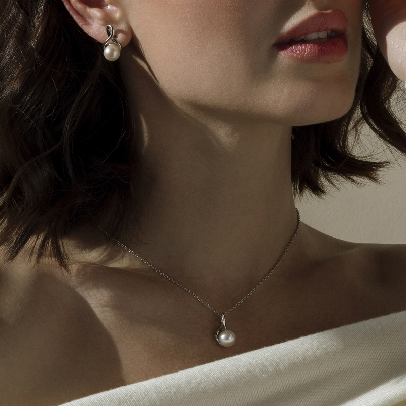 White Freshwater Pearl Infinity Pendant & Earring Set - Model Image